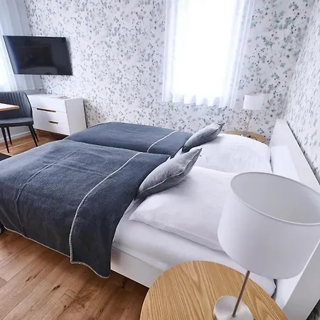 Penzion Bei Meyers - Zwenkauer 3*